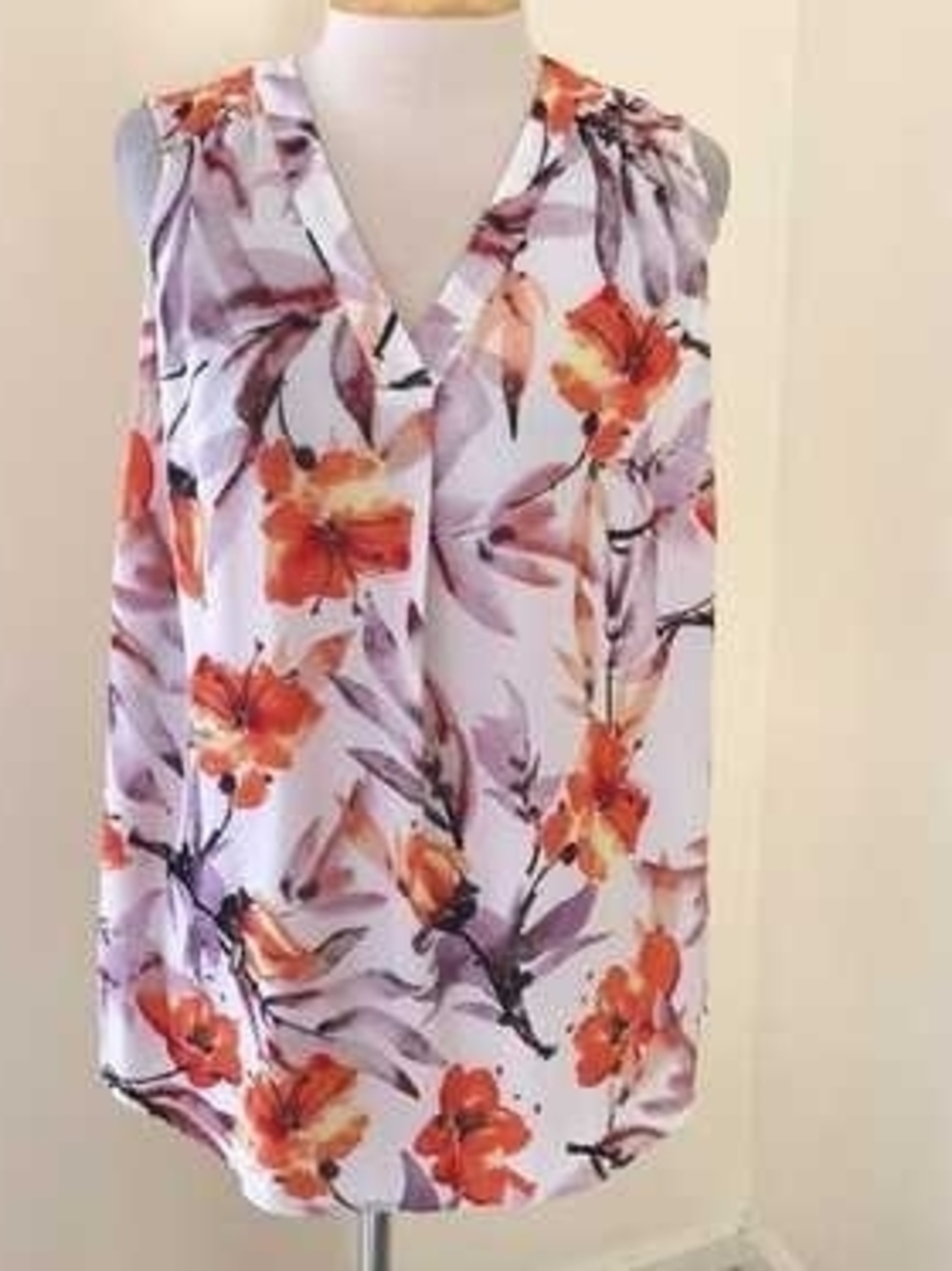 EVRI White & Orange Floral Sleeveless V Neck Flowy Top 3X Like New